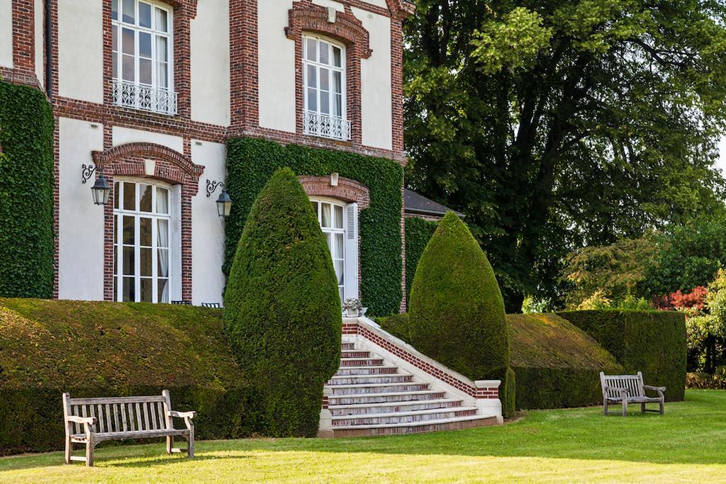 Chateau De Bouelles Bed & Breakfast นูฟชาเตล-ออง-เบร ภายนอก รูปภาพ