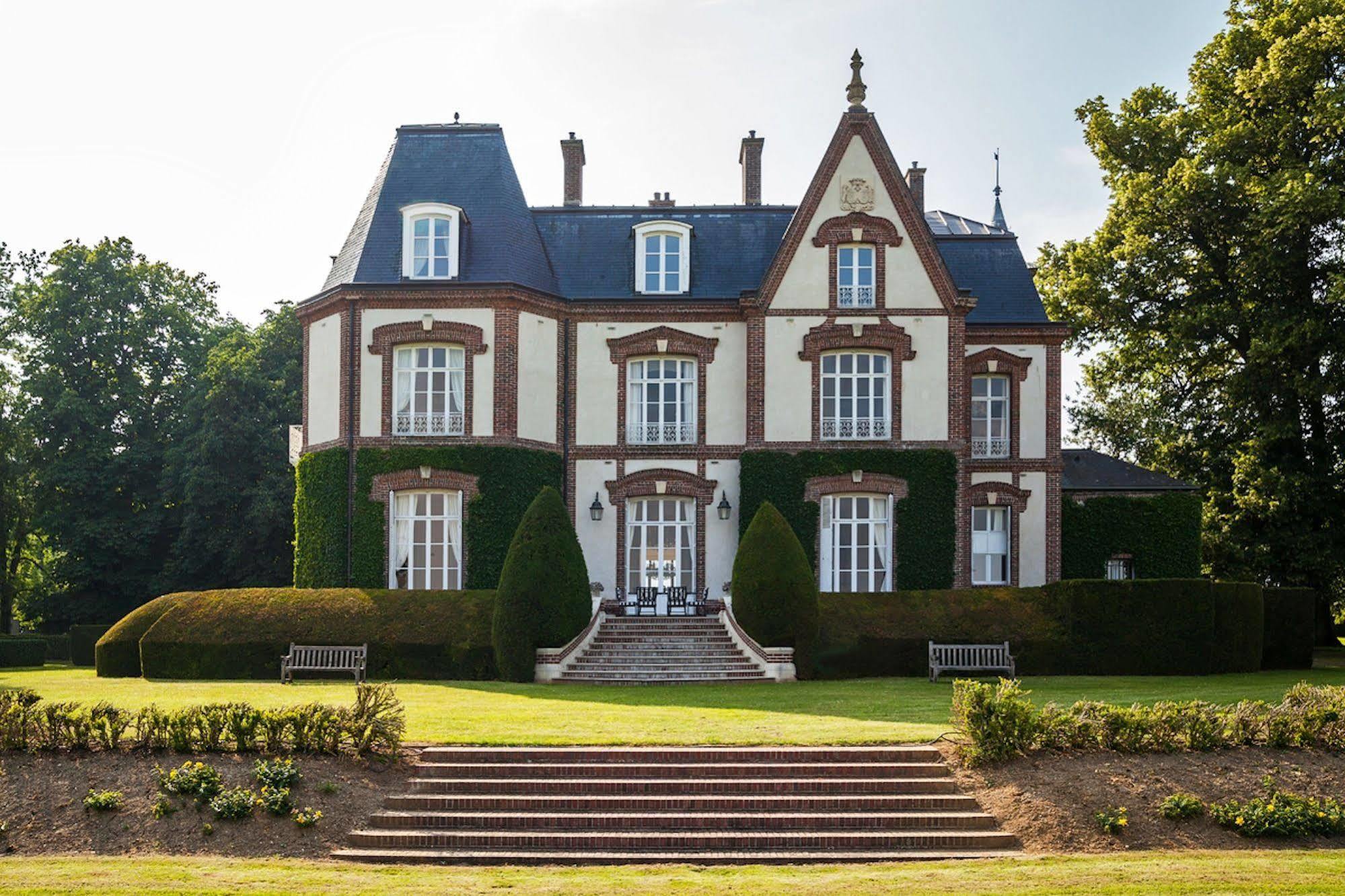 Chateau De Bouelles Bed & Breakfast นูฟชาเตล-ออง-เบร ภายนอก รูปภาพ